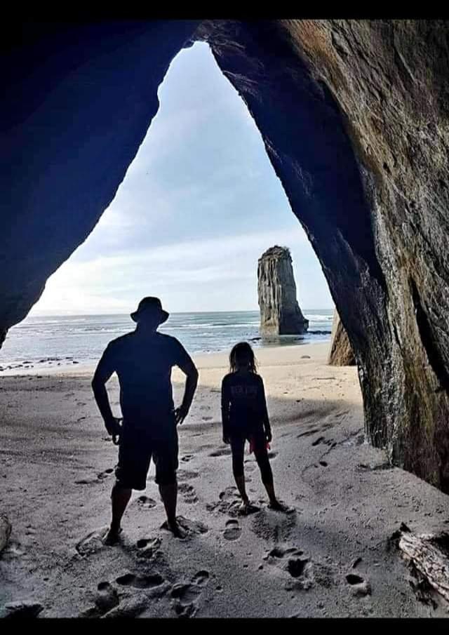 The Hole In The Rock Yurt Hotel Cape Foulwind Buitenkant foto